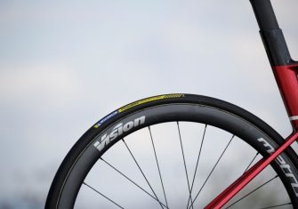 La nueva BH Aerolight, en la Vuelta a España con el Burgos BH
