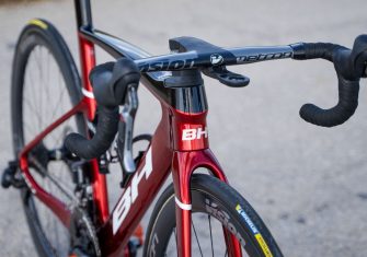 La nueva BH Aerolight, en la Vuelta a España con el Burgos BH