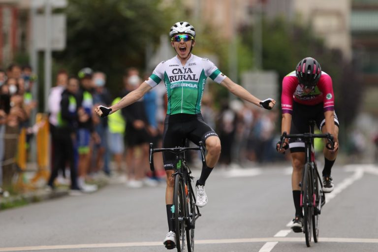 Torneo Euskaldun: Calum Johnston (Caja Rural-RGA) vence en Aretxabaleta