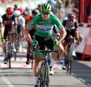 Vuelta España: Fabio Jakobsen, triplete en Santa Cruz de Bezana (Vídeo)