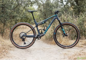 Canyon Lux Trail CF 7: Descensos que se convierten en subidones (Test)