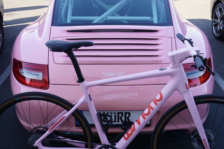 Greg LeMond lanza una bicicleta eléctrica