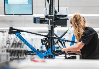 Mondraker estrena sus nuevas instalaciones: 12.000 metros cuadrados