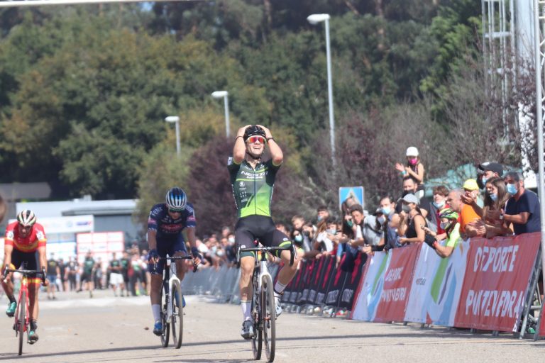 Copa España CX: Kevin Suárez vence en Pontevedra