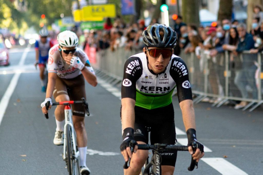 roger-adria-kern-pharma-2021-paris-tours