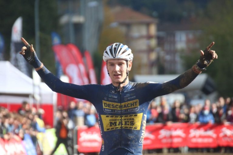 Copa España CX: Lander Loockx vence en Llodio (Vídeo)