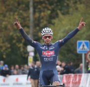 Copa España CX: David van der Poel no falla en Karrantza (Vídeo)