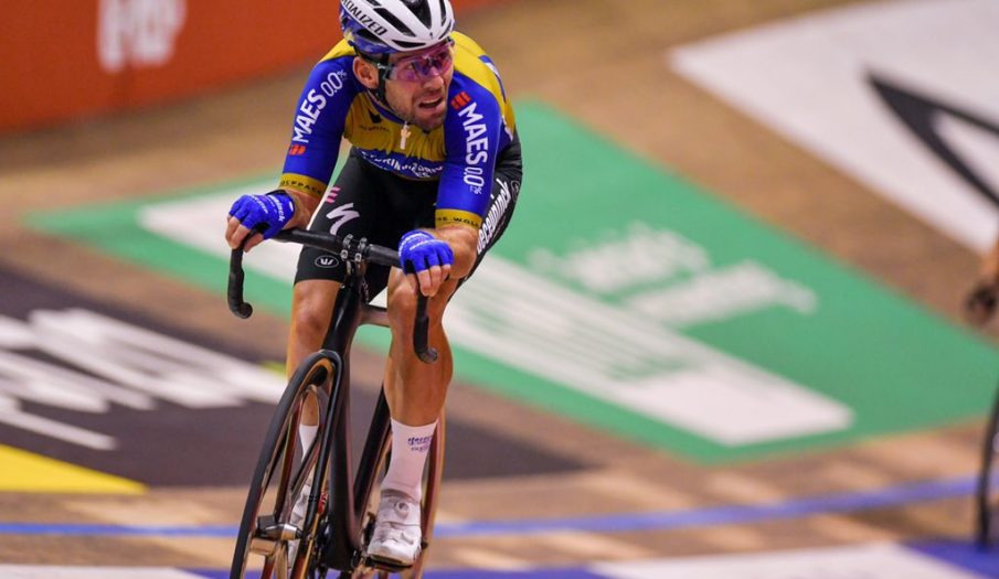 mark-cavendish-deceunink-2021-gante-pista