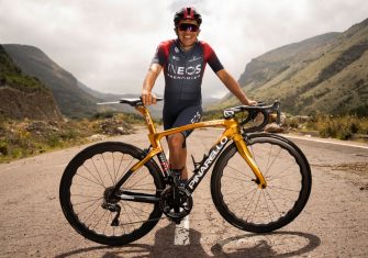 Ineos Grenadiers presenta su nueva piel Bioracer