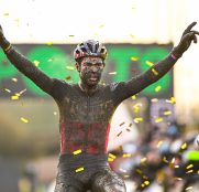 wout-van-aert-boom-2021