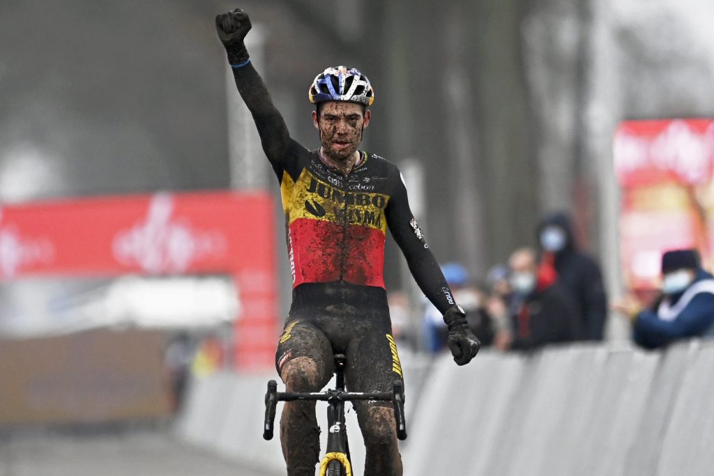 wout-van-aert-dendermonde-2021