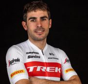 Trek-Segafredo: Jon Aberasturi y Marc Brustenga, de blanco y rojo