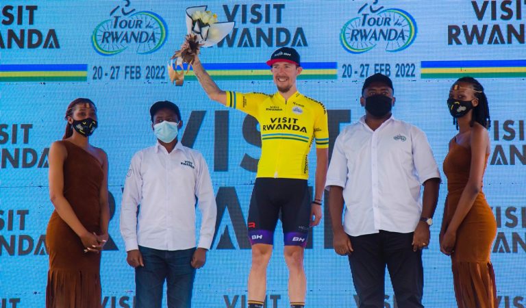 Ángel Madrazo (Burgos BH), líder en el Tour de Rwanda