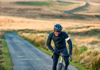 Cadex AR: Un paso decisivo en el gravel con ruedas, cubiertas y un manillar
