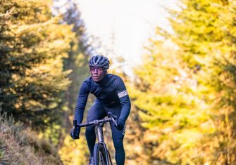 Cadex AR: Un paso decisivo en el gravel con ruedas, cubiertas y un manillar