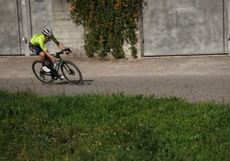 Caja Rural-RGA, diez años: Un nuevo maillot para entrenar