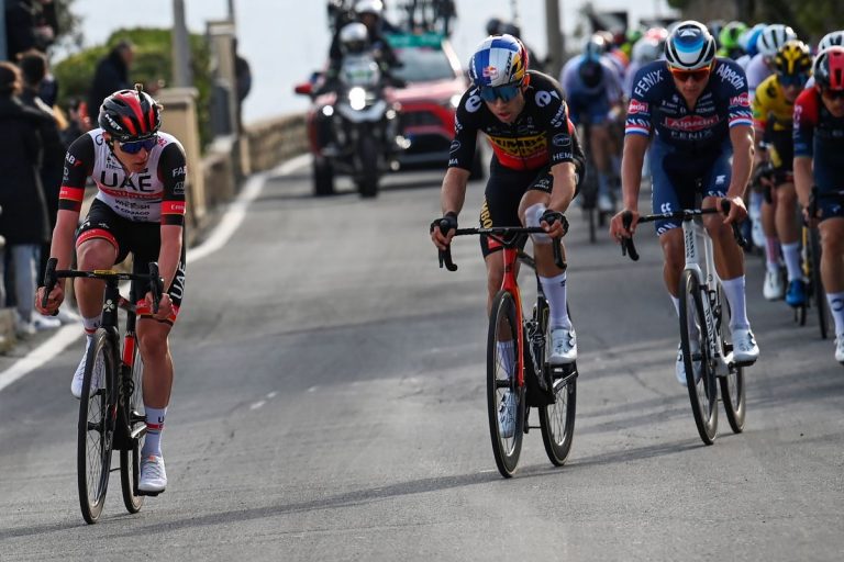 Tadej Pogacar, Jumbo-Visma y dos maneras de afrontar los entrenamientos en altitud