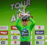 Romain Bardet rompe el sueño de Pello Bilbao