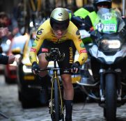 Primoz Roglic empieza mandando en la Itzulia