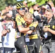 Bouwman gana y Dumoulin resucita en el Giro de Italia