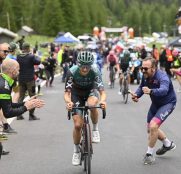Hindley sentencia el Giro en los metros finales de la Marmolada