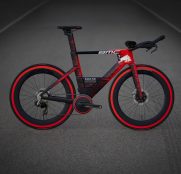 BMC y Red Bull unen fuerzas en una espectacular bici