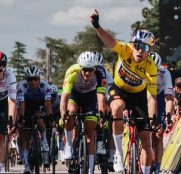 Dauphiné: la ambición de Van Aert no tiene límites