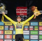 Wout van Aert no falla en el arranque del Dauphiné