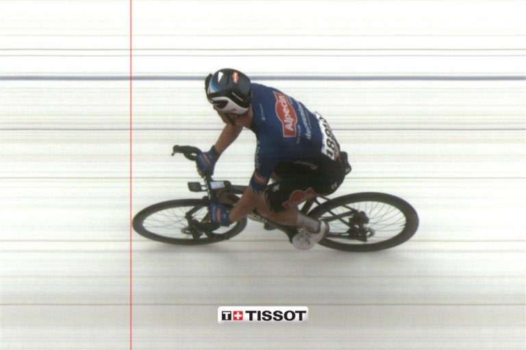 La Vuelta: Vine sorprende y Evenopoel pasa el rodillo
