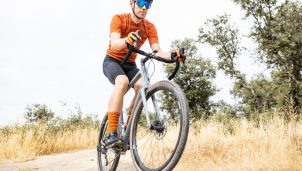 Castelli Unlimited: Libertad sin límites en cuatro prendas puramente gravel (Test)