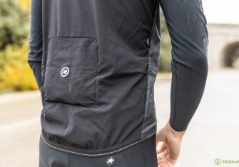 Assos Mille GTC Löwenkralle: Una chaqueta de puro gravel y altamente práctica