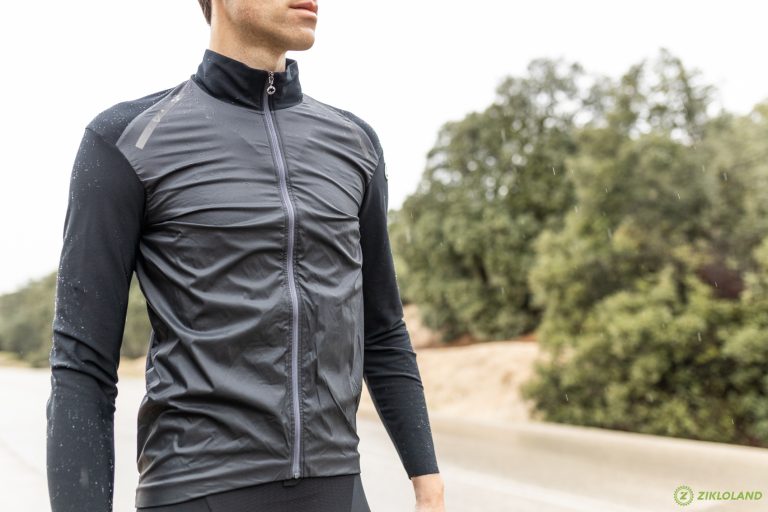 Assos Mille GTC Löwenkralle: Una chaqueta de puro gravel y altamente práctica