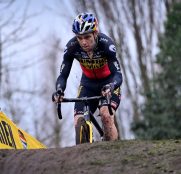 Wout van Aert anuncia su calendario de ciclocross en diciembre y su reto: «Ser campeón mundial»