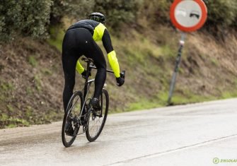 Assos R Habu S9: La mejor forma de tratar el frío más duro