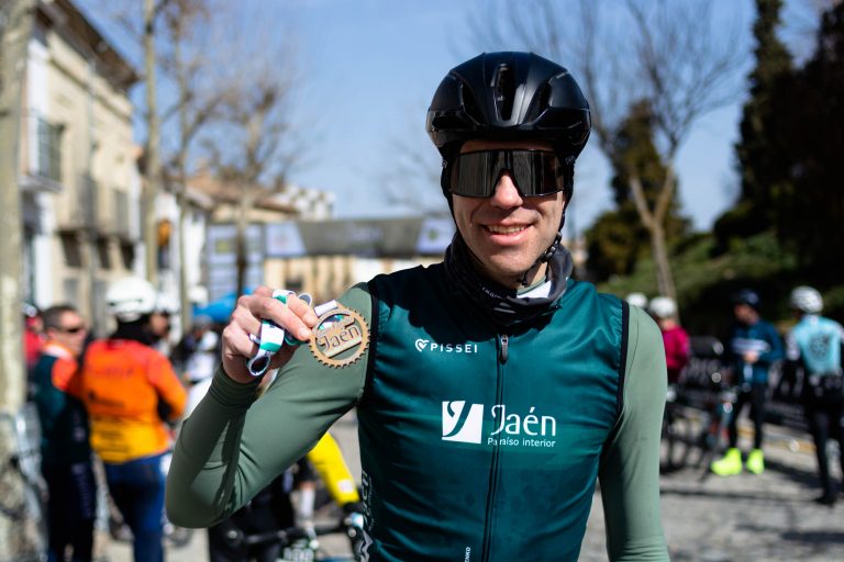 Granfondo Jaén Paraíso Interior: Entre olivos con la Canyon Ultimate campeona del mundo