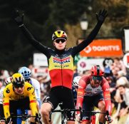 París-Niza: Tim Merlier gana y Pogacar y Vingegaard impresionan