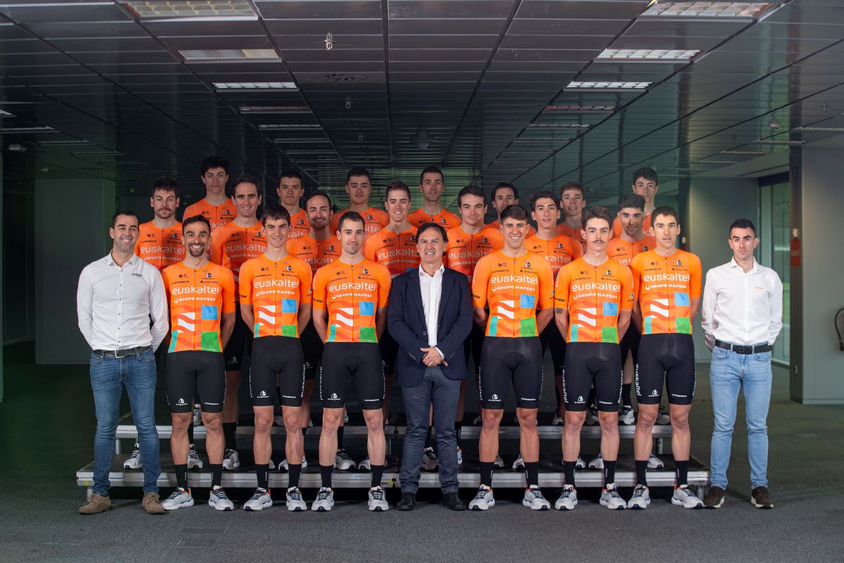 EuskaltelEuskadi se va de clásicas por Europa Zikloland