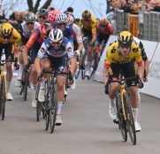 Tirreno-Adriático: Primoz Roglic reaparece ganando en su terreno predilecto