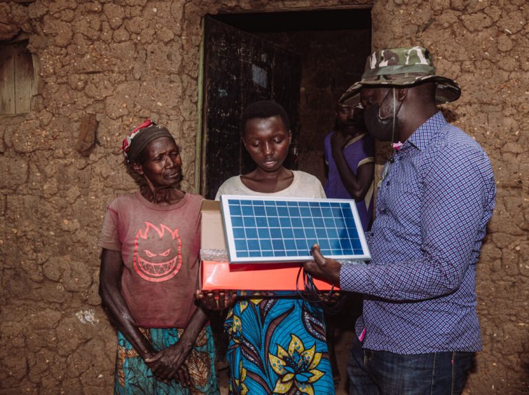 Israel-Premier Tech cambia cientos de vidas con su proyecto para Africa