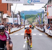 La otra cara de la victoria de Higuita en la Itzulia: el colombiano socio de la Fundación Euskadi