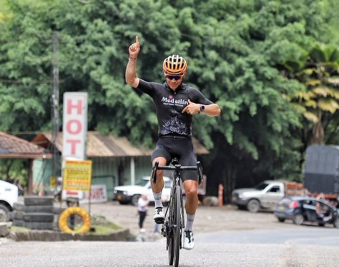 La UCI suspende a Miguel Angel López por una posible violación de las normas antidopaje