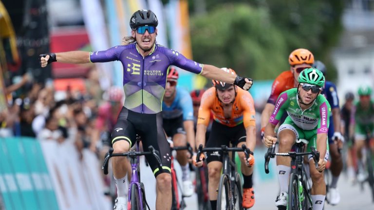 El equipo Bolton Equities Black Spoke no seguirá en la categoría ProTeam