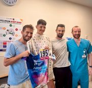 El equipo Israel Premier Tech continental apoya a los jóvenes ciclistas heridos el sábado