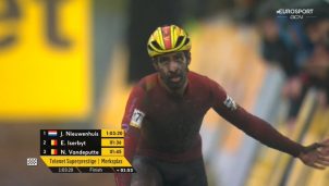 Felipe Orts vuelve a rozar la historia: ¡cuarto en el Superprestigio de Merkplas!