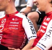 Mobel, un fabricante español para la ropa del equipo Cofidis
