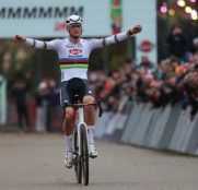 Mathieu van der Poel sigue sumando ausencias: tampoco correrá en Dendermonde