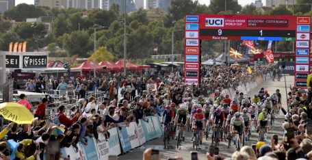 Van Den Spiegel: «Los WorldTeam deberían crear estructuras de ciclocross para tener presencia mediática 12 meses»