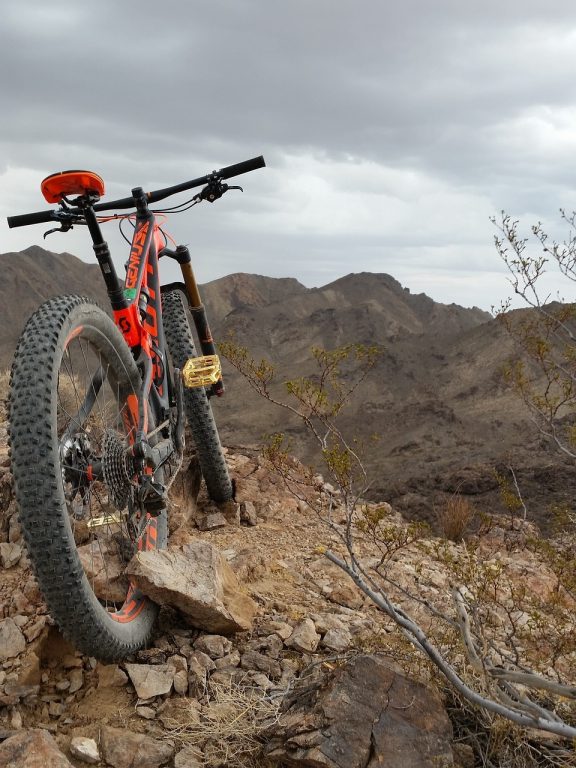 Complementos y accesorios necesarios para la bicicleta de montaña