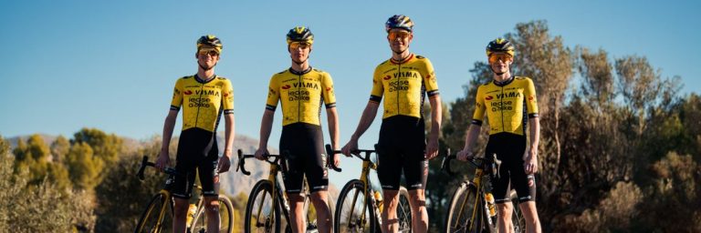 Sepp Kuss da una aviso para la Vuelta al ganar en las Lagunas de Neila