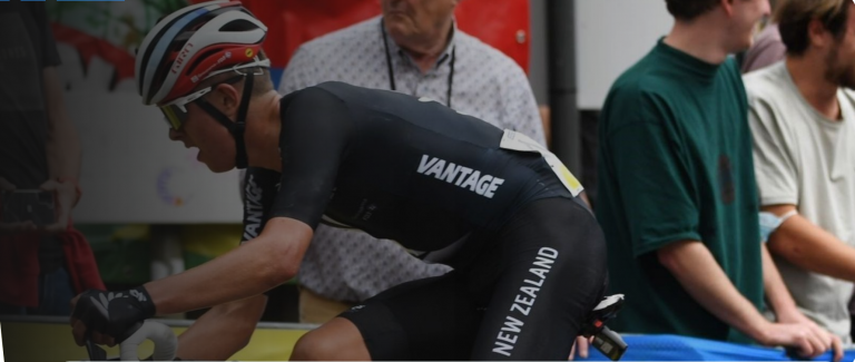 Lotto Dstny se refuerza con el fichaje de un joven talento de Groupama: Reuben Thompson